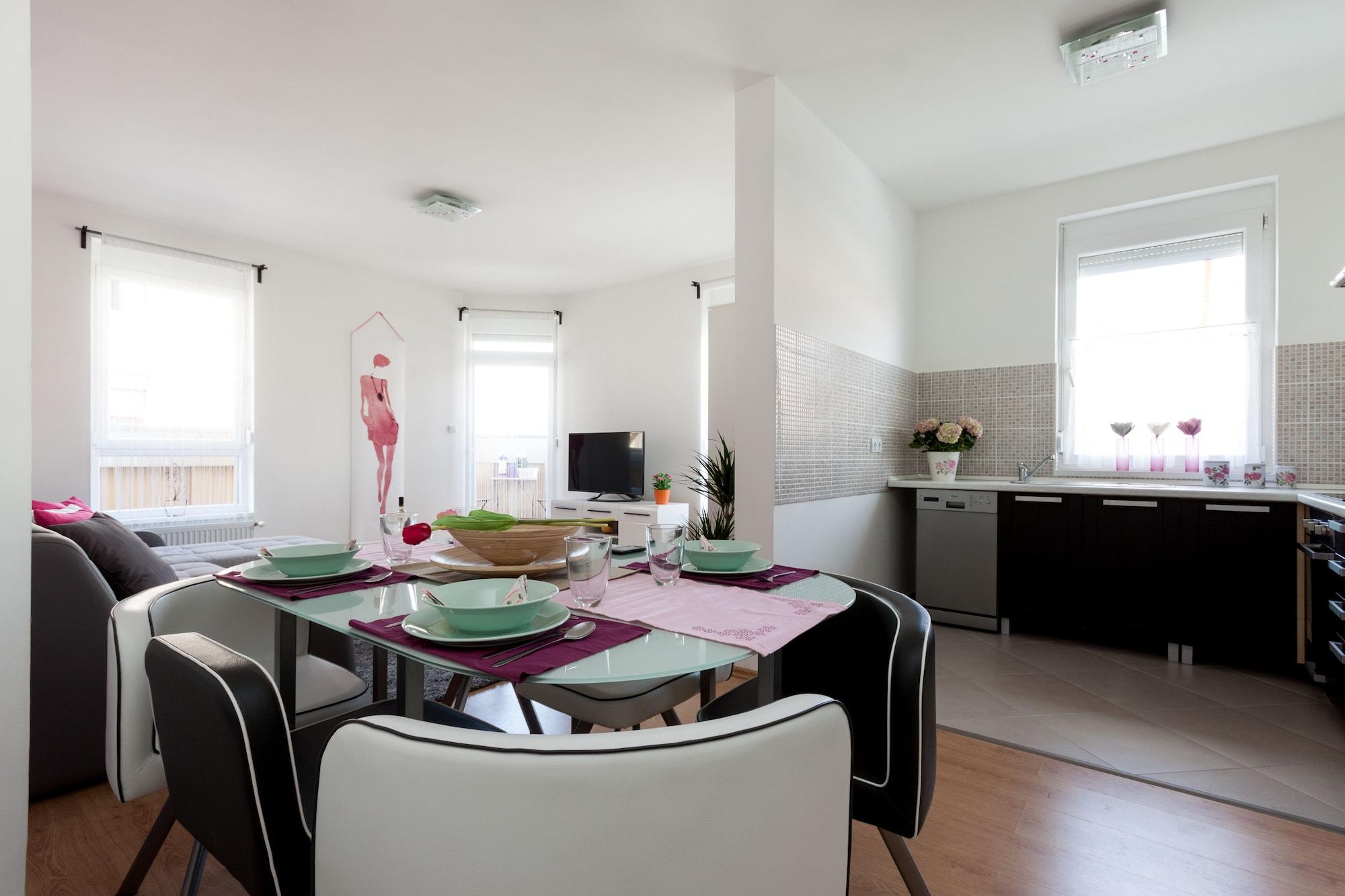 Grand Budapest Apartments Екстериор снимка